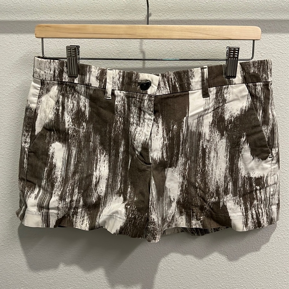 GAP, summer short, 4 regular, olive and white